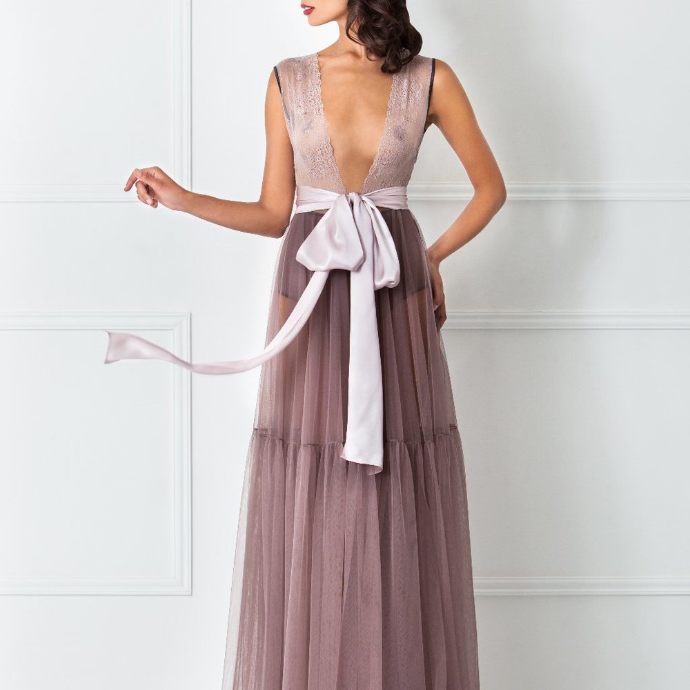 POWDER PINK TULLE ROBE